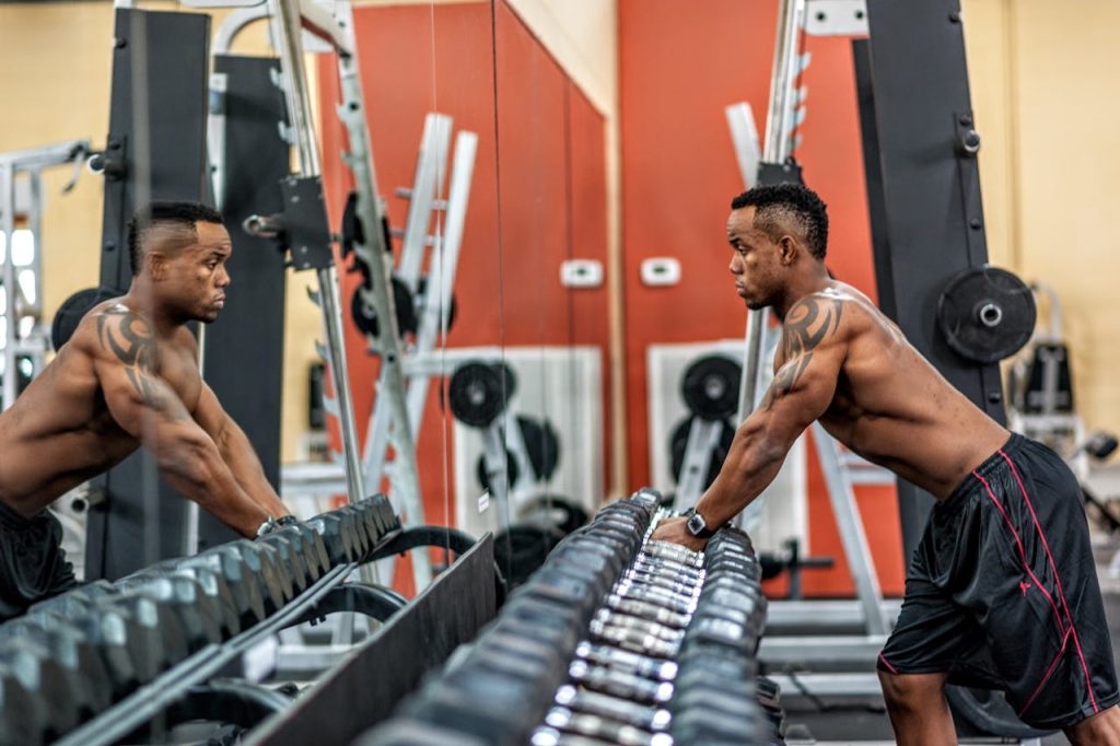 Qu'est-ce que la musculation apporte de différent qu'un autre sport ?