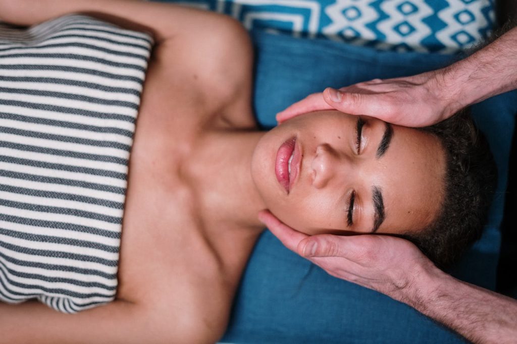 Que regarder pour bien choisir son huile de massage ?
