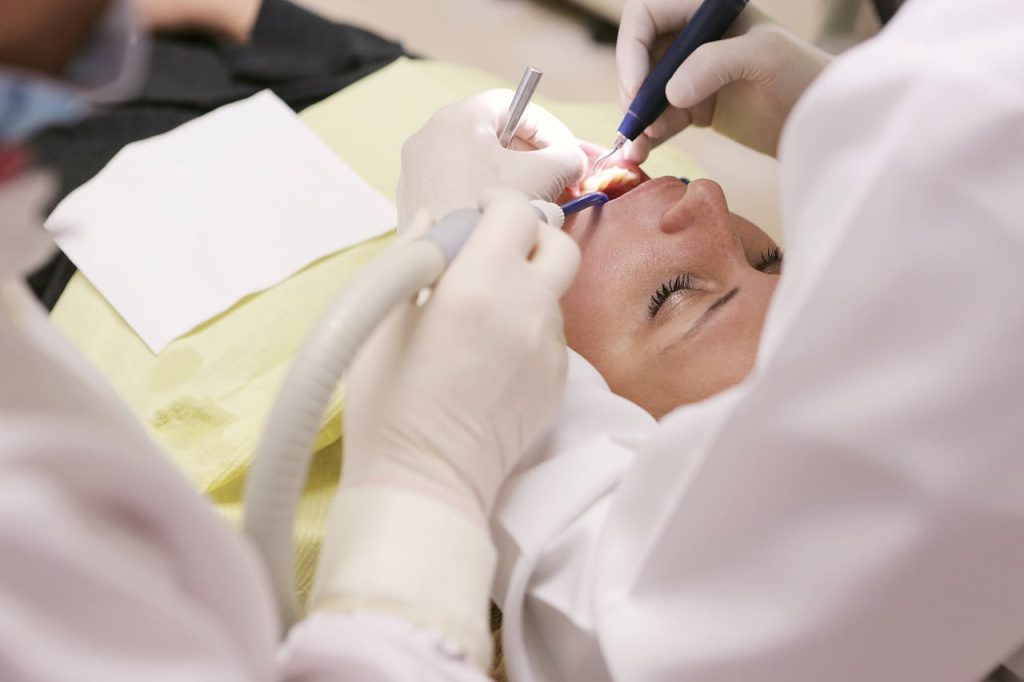 Comment continuer de se former quand on est dentiste ?